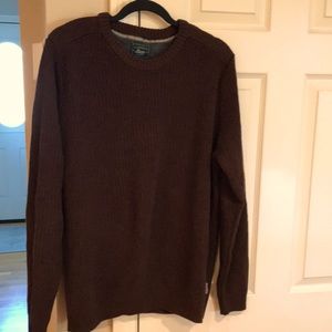 Men’s GH Bass & Co sweater.  Size xl
